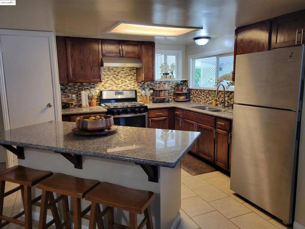 Pittsburg, CA 94565,285 Auburn
