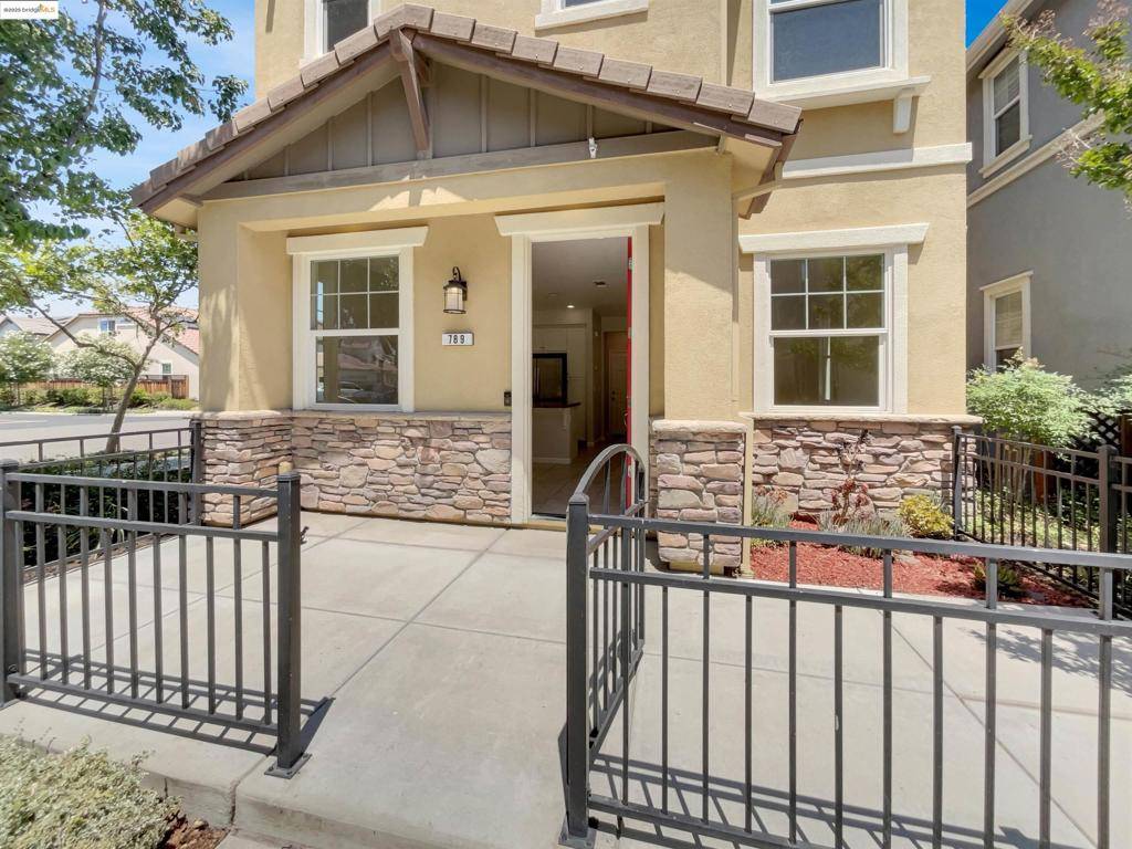 789 King Palm Ln, Brentwood, CA 94513