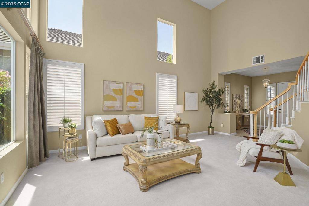 Martinez, CA 94553,117 Lees Pl