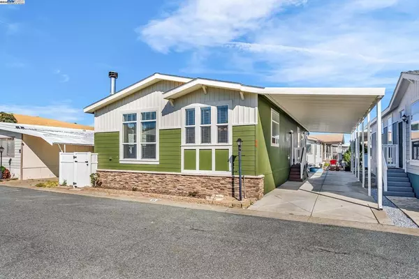 Clayton, CA 94517,16711 Marsh Creek Rd