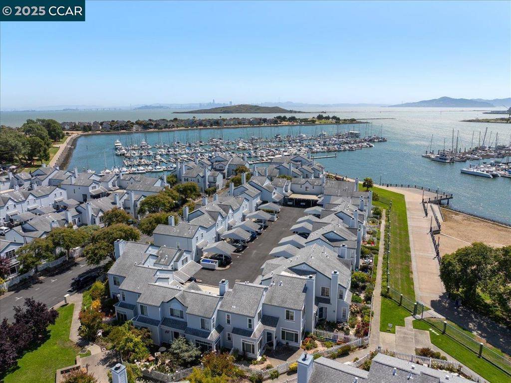 Richmond, CA 94804,609 Commodore Dr