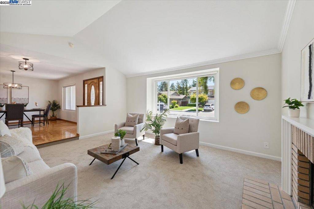 Pleasanton, CA 94588,3284 Omega Cir