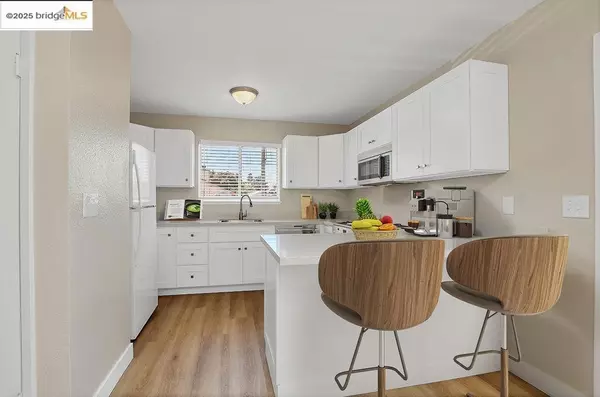 Oakland, CA 94603-2986,10500 Creekside Circle