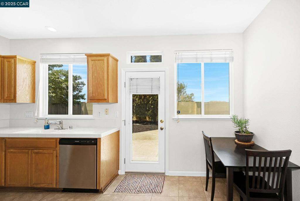 Livermore, CA 94551,2924 Gelding Ln