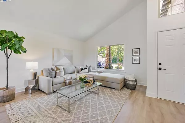 Martinez, CA 94553,2140 Blackrock Pl