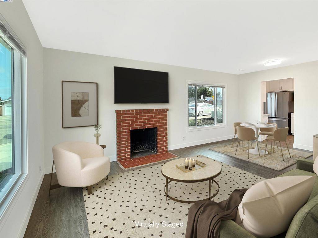 Castro Valley, CA 94546,22108 Moyers St