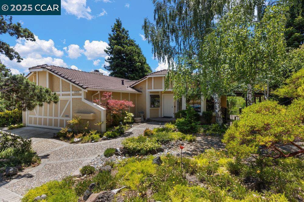 11315 Rolling Hills Dr, Dublin, CA 94568