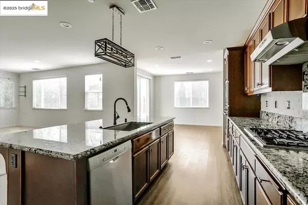 Oakley, CA 94561-3066,809 BLUESTONE DR