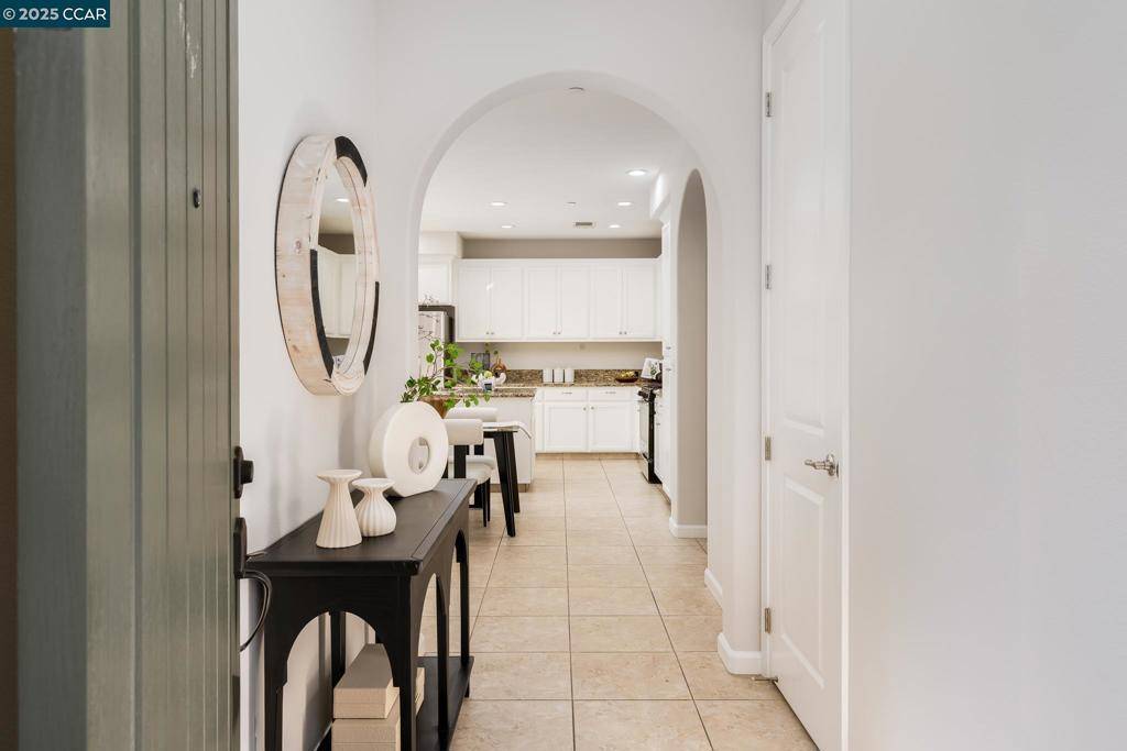 San Ramon, CA 94582,2019 Tarragon Rose Ct