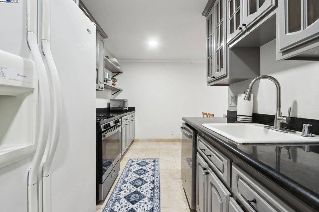 Fremont, CA 94536,38455 Bronson St #128