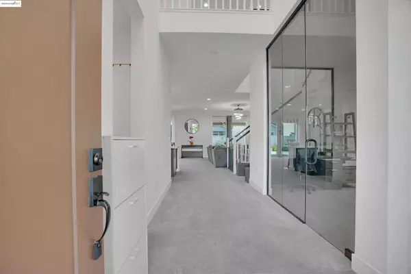 Lathrop, CA 95330,2281 Garden Farms Ave