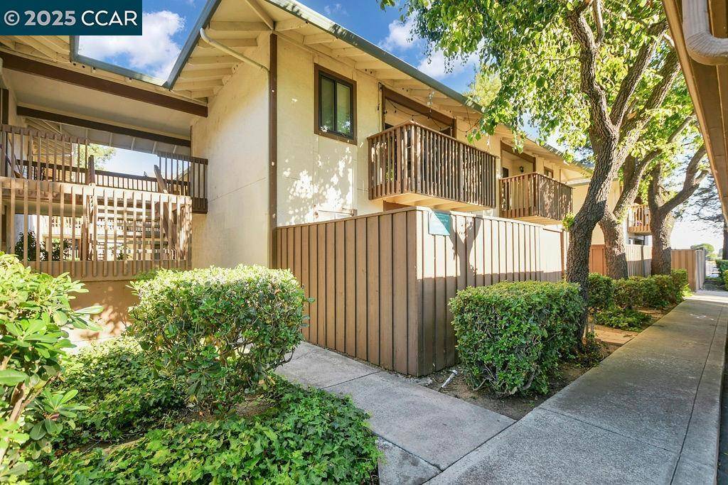 1701 Mahogany Way #40, Antioch, CA 94509-3143