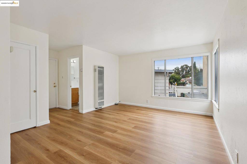 Oakland, CA 94601,3218 Hyde St