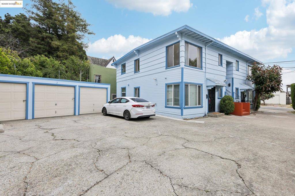3218 Hyde St, Oakland, CA 94601