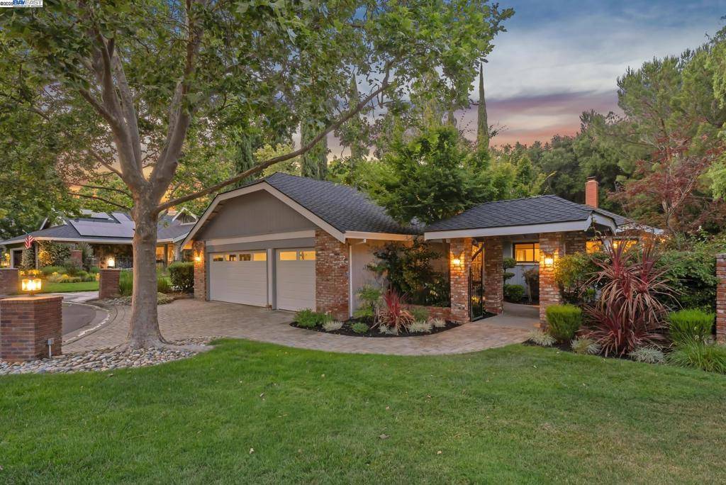 45 Oakridge Lane, Danville, CA 94506