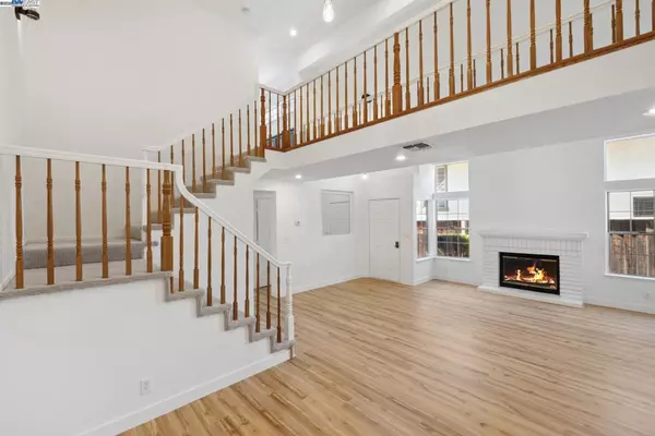 Pleasanton, CA 94566,1733 Magnolia Cir