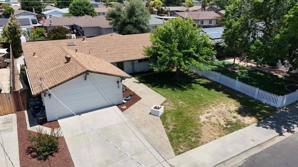 Livermore, CA 94550,864 Camelia Dr