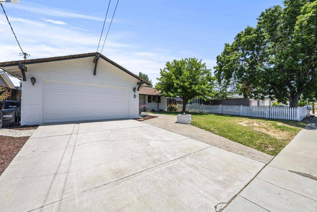 Livermore, CA 94550,864 Camelia Dr