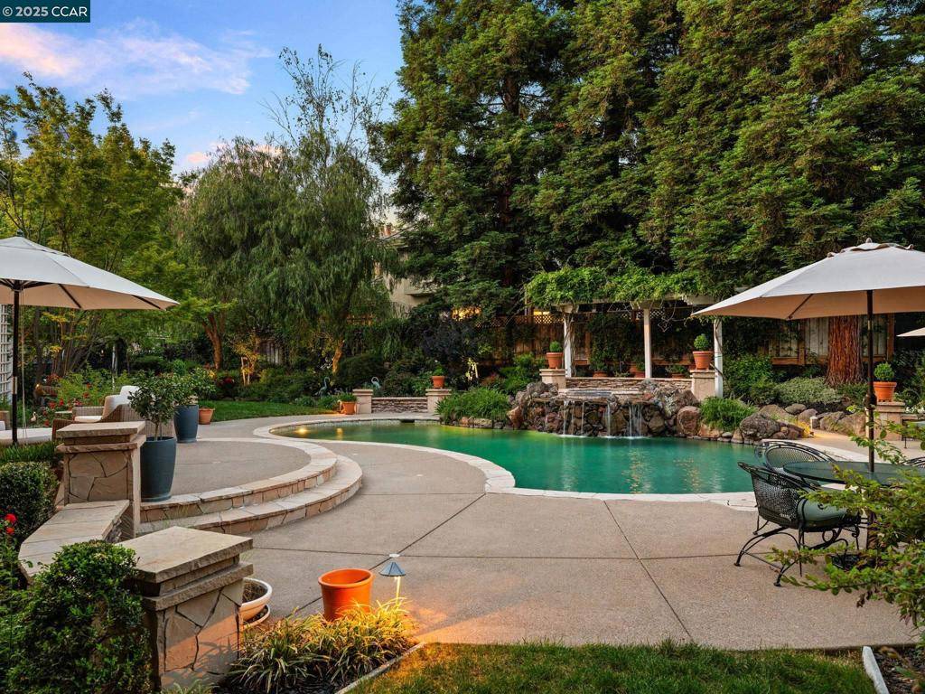 Danville, CA 94506,5475 Blackhawk Dr