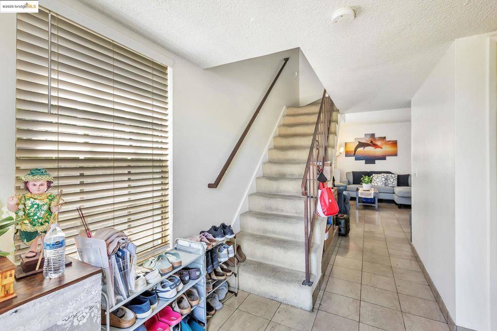 Sunnyvale, CA 94087,745 Reseda Dr