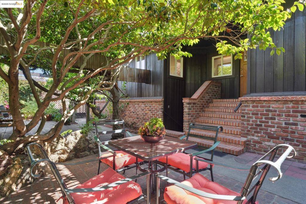 El Cerrito, CA 94530,7140 Mound St