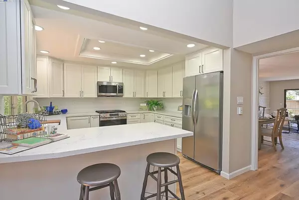 Danville, CA 94526,241 Belaire Ct