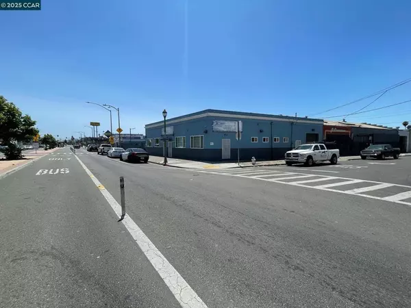 Oakland, CA 94601,4819 International Blvd