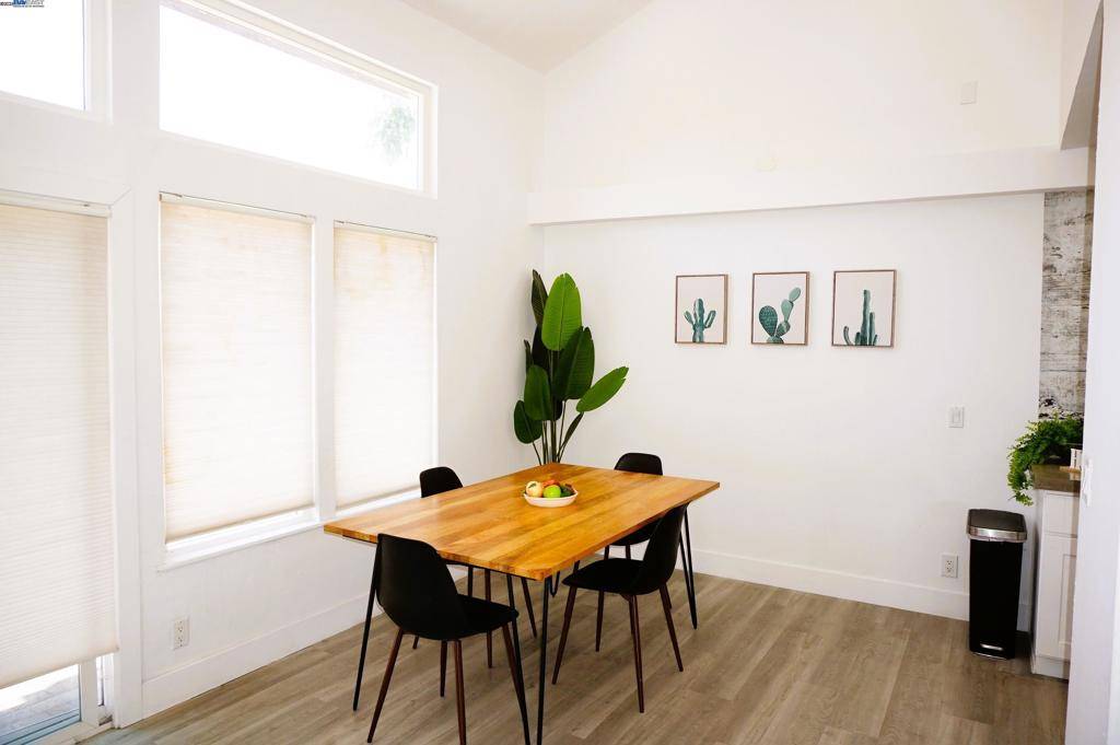 Hayward, CA 94544,156 Briarwood Dr