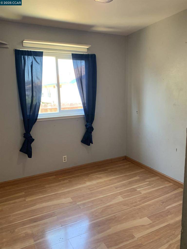Suisun City, CA 94585,923 steller way
