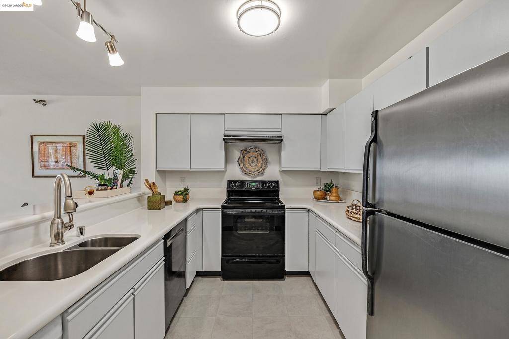 Richmond, CA 94804,1205 Melville Sq #209