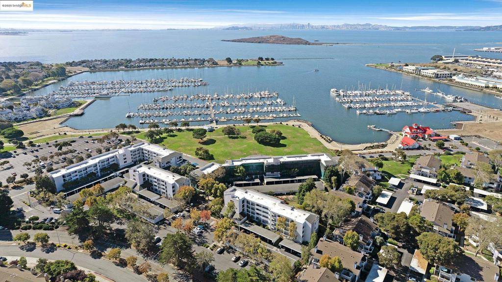 1205 Melville Sq #206, Richmond, CA 94804