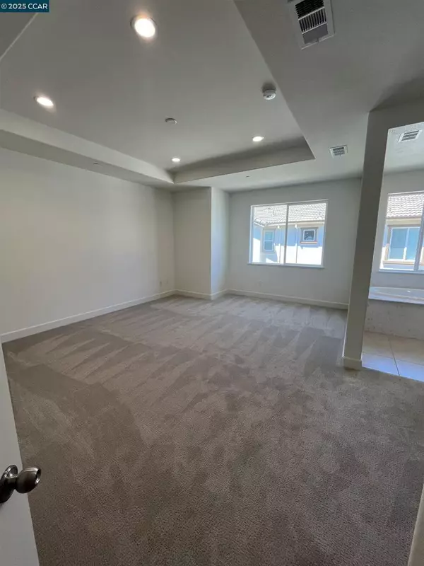 Fairfield, CA 94534,828 Crescendo Street