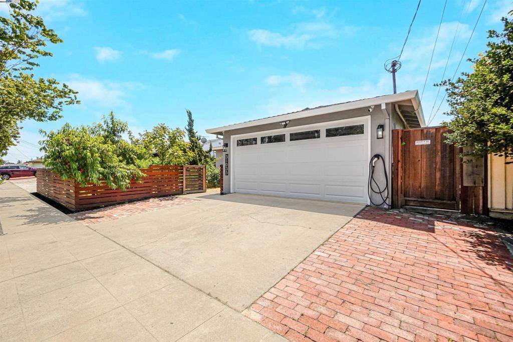 Hayward, CA 94544,31035 Brae Burn Ave