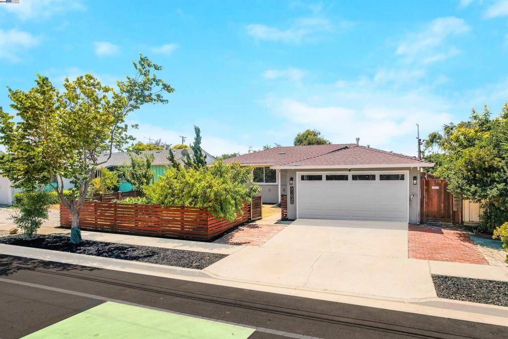 31035 Brae Burn Ave, Hayward, CA 94544