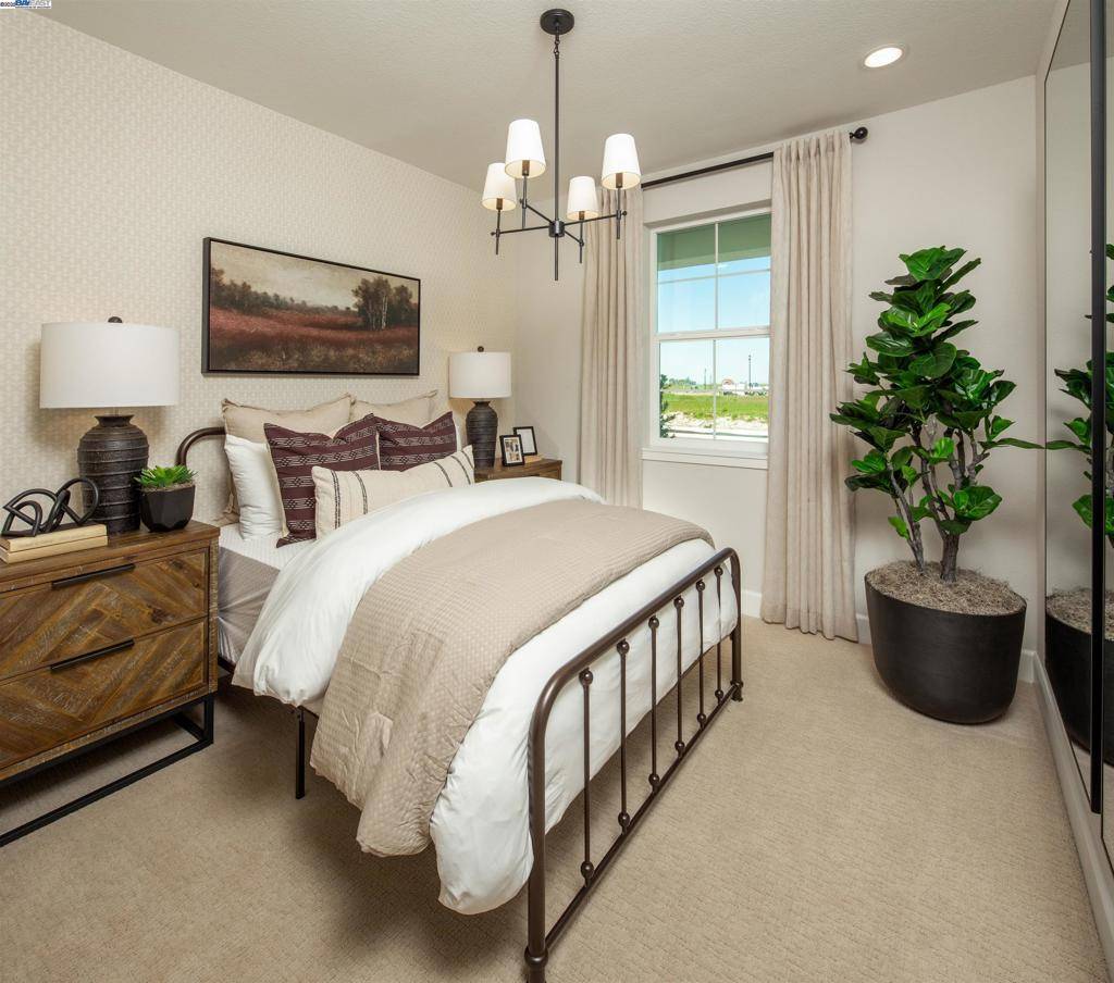 Roseville, CA 95747,2177 Gentle Rain Drive