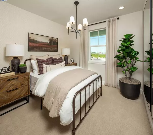 Roseville, CA 95747,2177 Gentle Rain Drive
