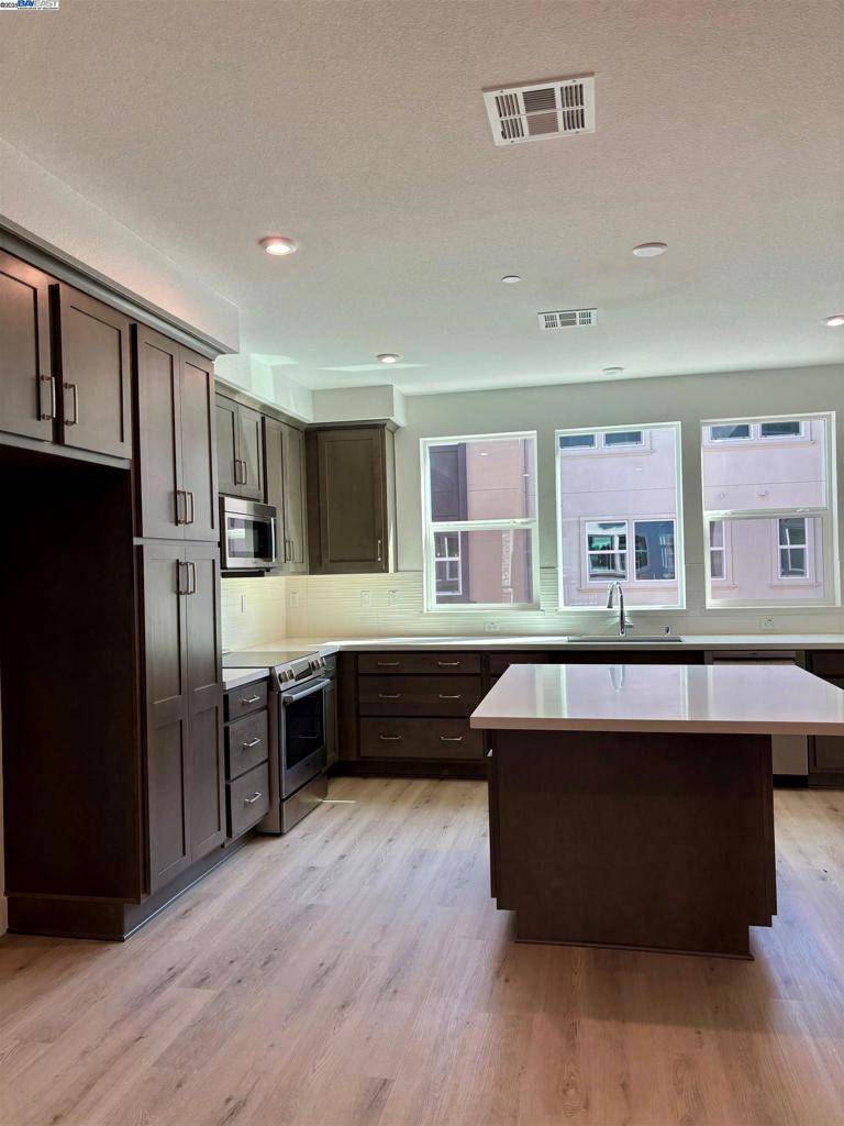 Morgan Hill, CA 95037,958 Bosco Lane #1603
