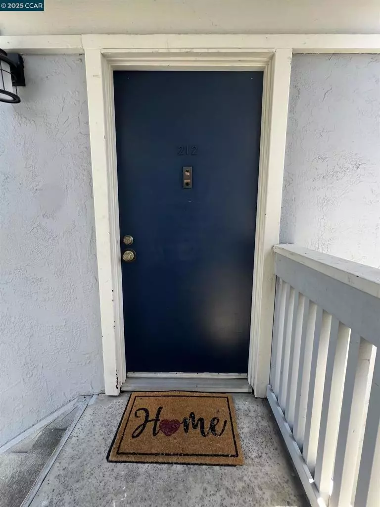 Concord, CA 94518,951 Bancroft Rd #212