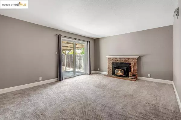 Concord, CA 94519,2536 Prestwick Ave