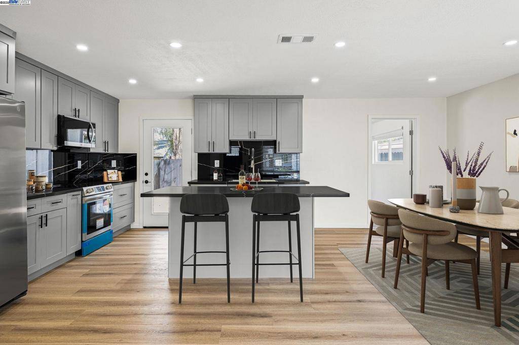 Concord, CA 94521,5507 Arizona