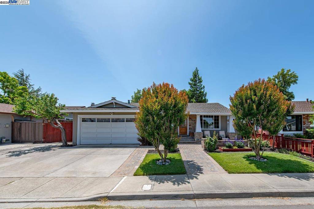 Pleasanton, CA 94588,4686 Herrin Way