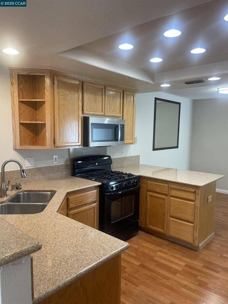 San Ramon, CA 94582,658 S Blackbrush Lane