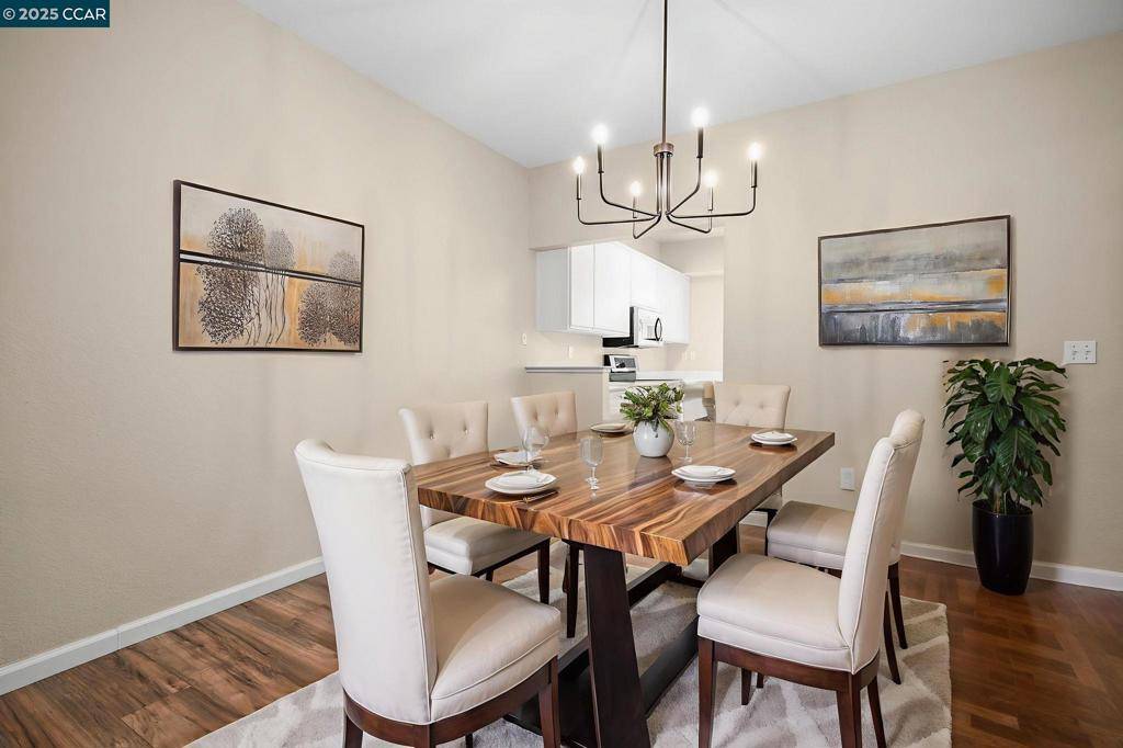 Walnut Creek, CA 94597,2584 Oak Rd #124