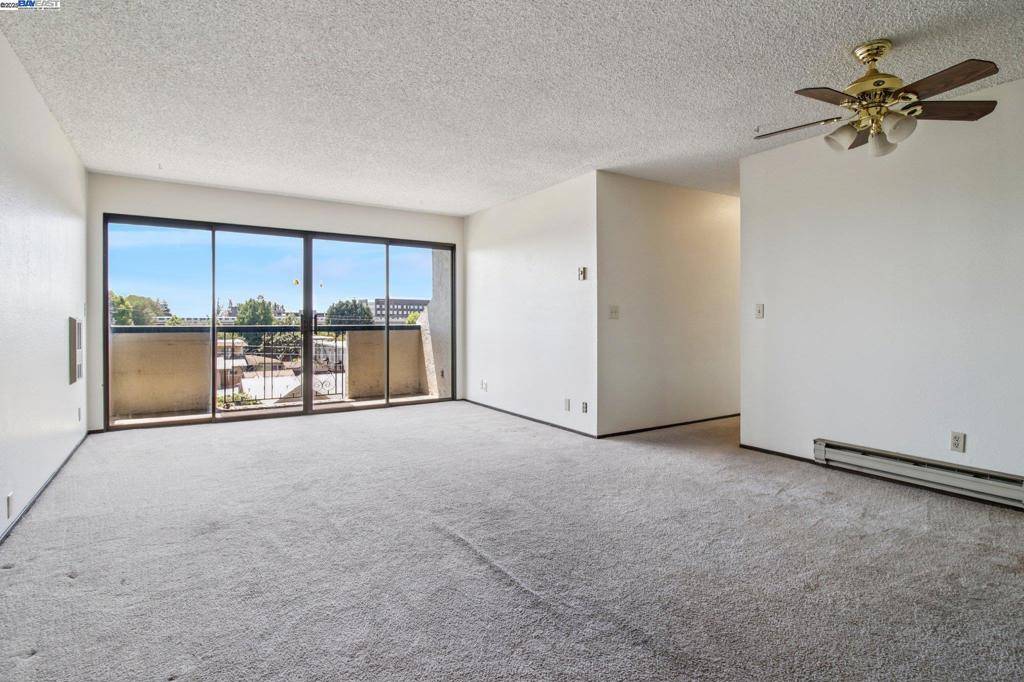San Leandro, CA 94577,398 Parrott St #302