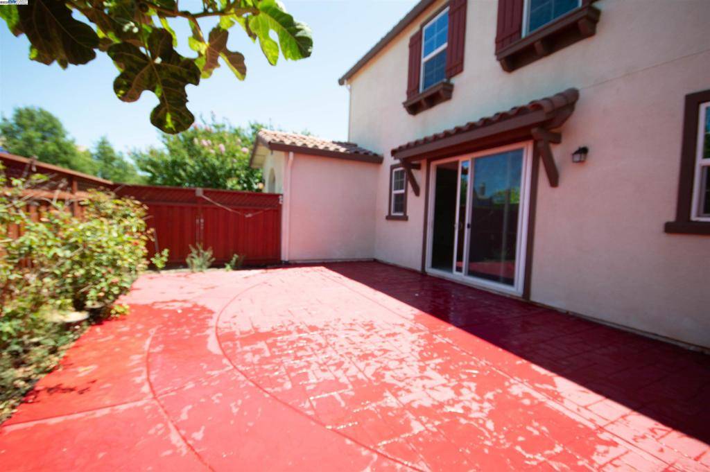 Mountain House, CA 95391,1001 S Shields Ave