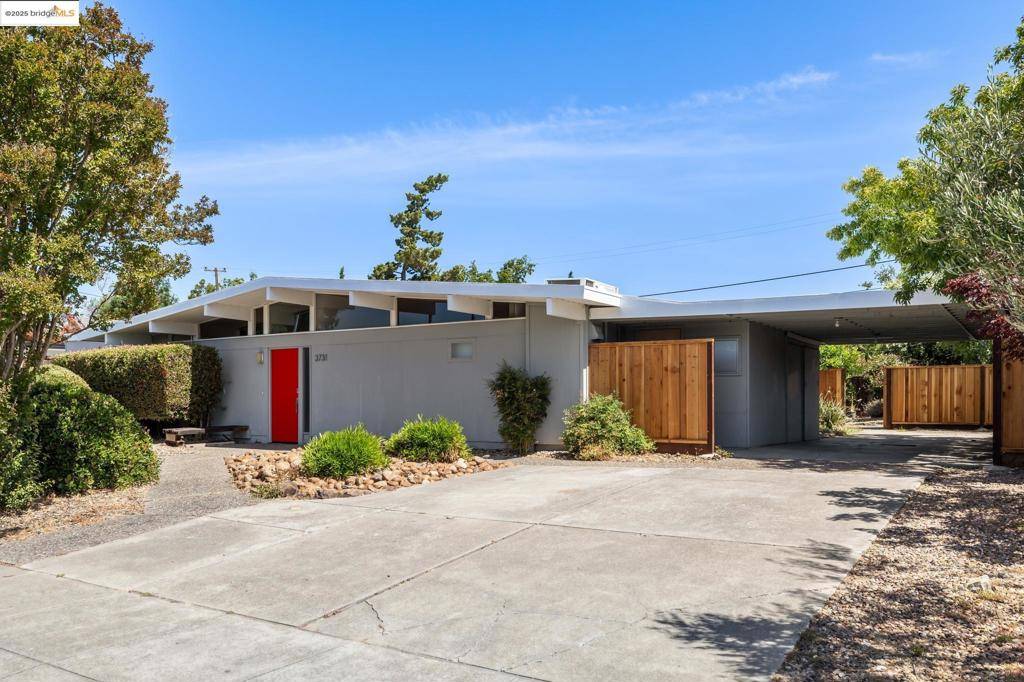 Concord, CA 94518,3731 Merridan Dr