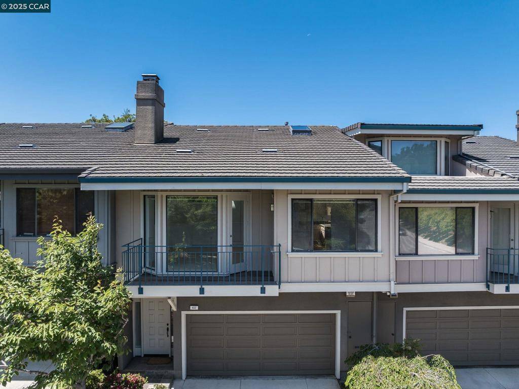 Oakland, CA 94618,402 Hiller Dr