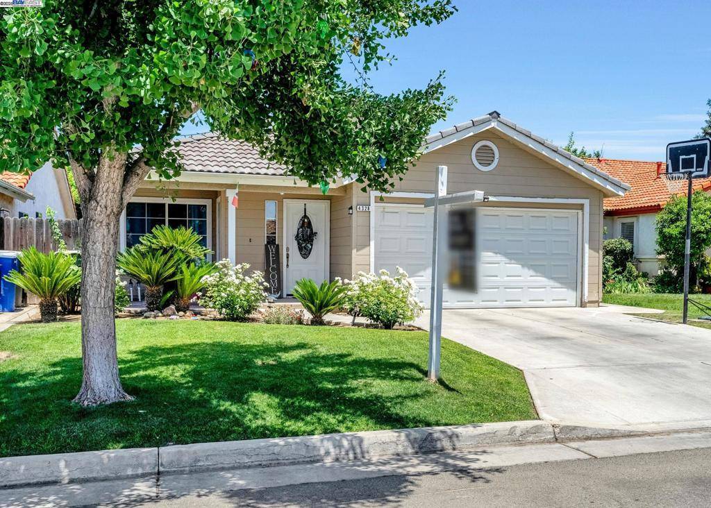 Fresno, CA 93722,4328 W Cambridge Ave