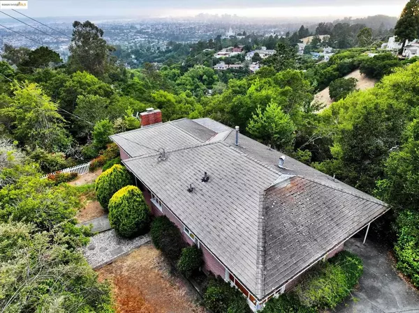 3303 Rubin Dr,  Oakland,  CA 94602