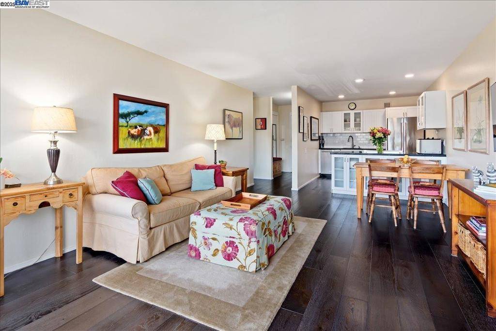 Oakland, CA 94611,323 Monte Vista Ave #303